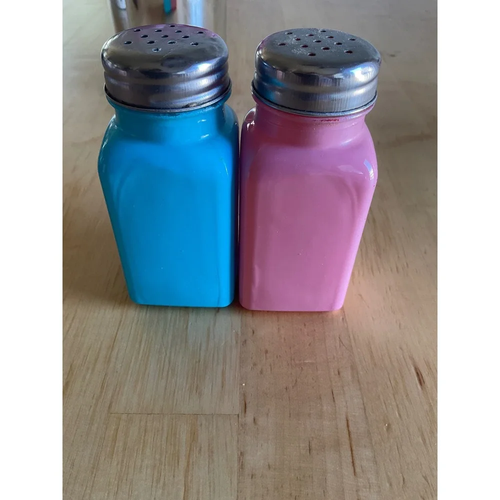 N/A salt pepper